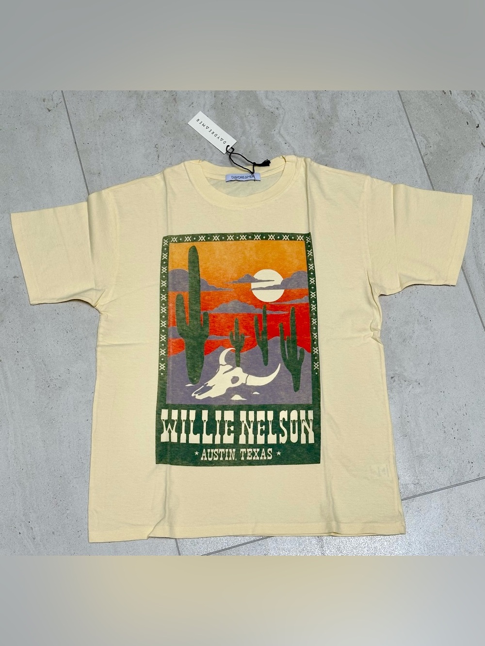 Daydreamer Willie Nelson Austin Texas Tee in Yellow Fizz - Picture 6 of 7